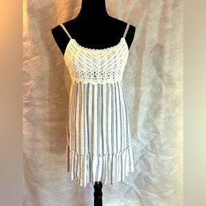 Summer Sale🔥IN. San Francisco mini dress. Lace bodice. Size XS. NWOT